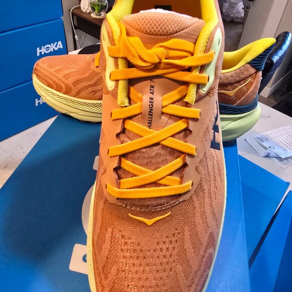 NEW Hoka One One Challenger ATR 7 1134497-TYZ Trail Running Size 12 Mens SHOES - Picture 2 of 14